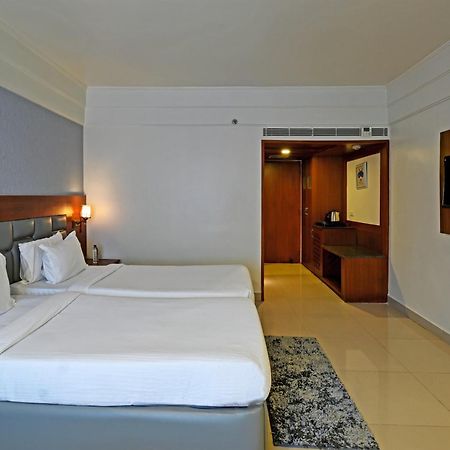 Palette Madhapur Hotel Hyderabad Luaran gambar