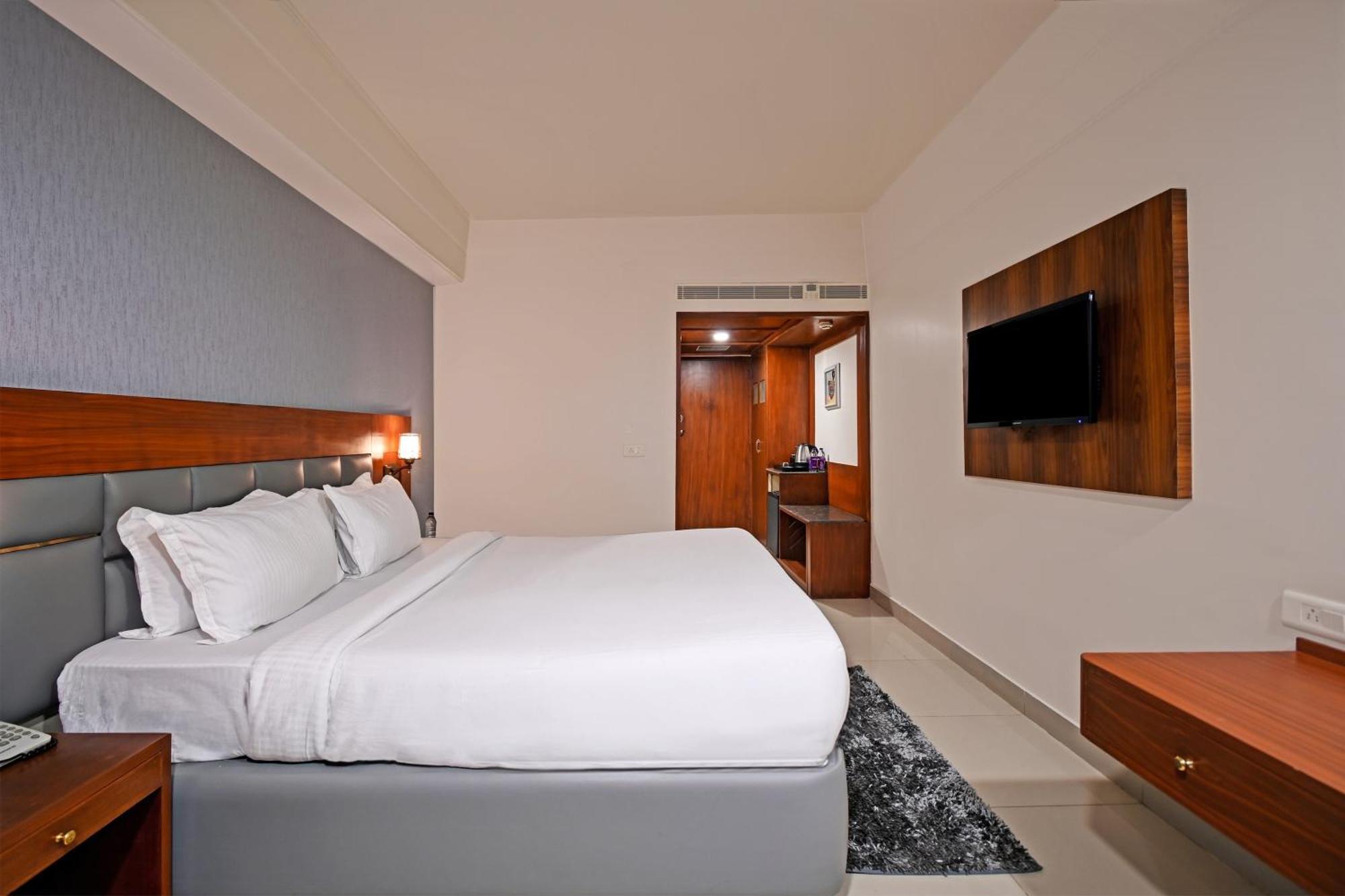Palette Madhapur Hotel Hyderabad Luaran gambar