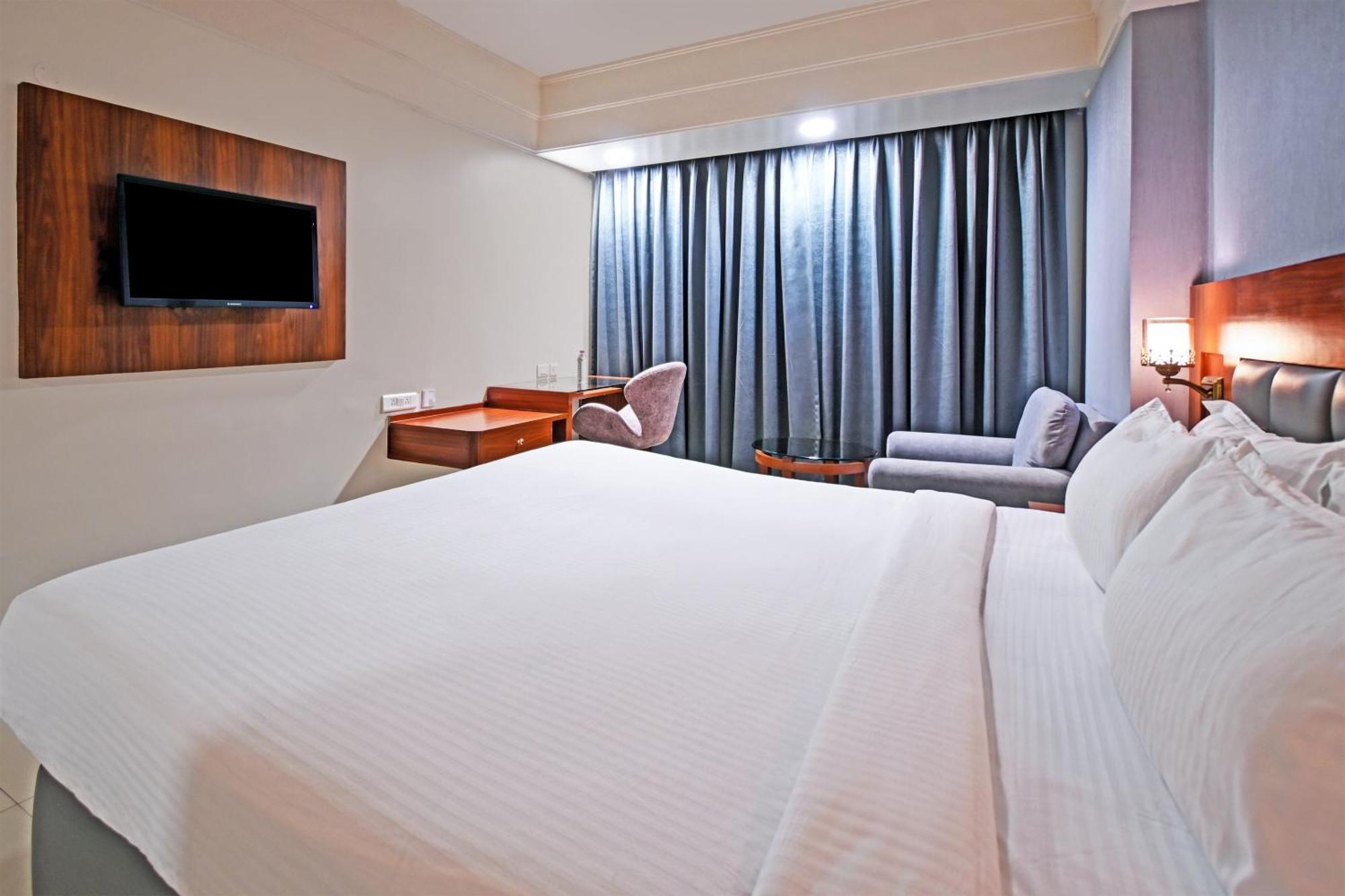 Palette Madhapur Hotel Hyderabad Luaran gambar