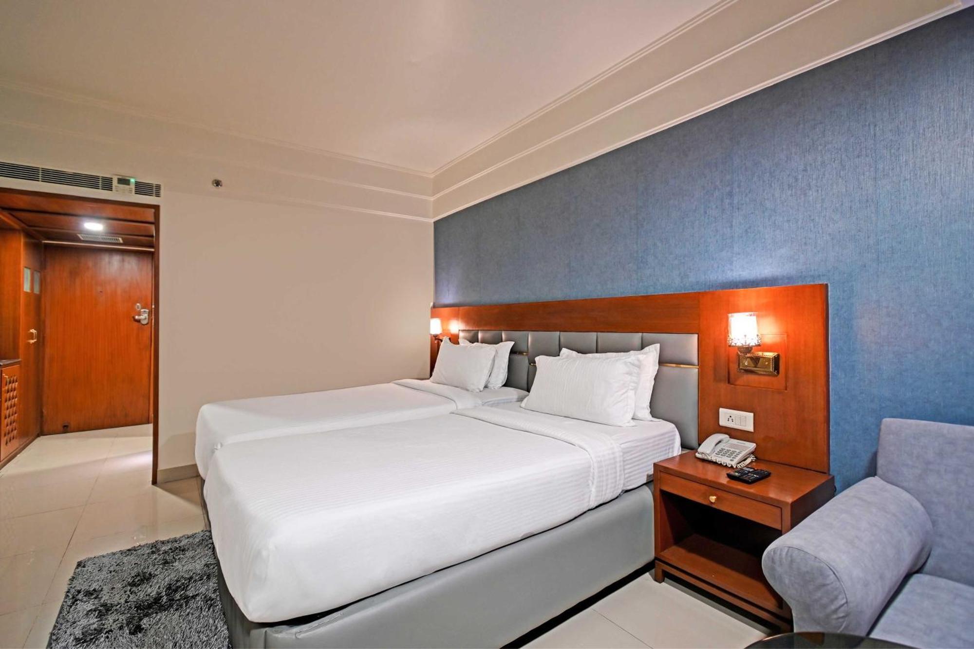 Palette Madhapur Hotel Hyderabad Luaran gambar