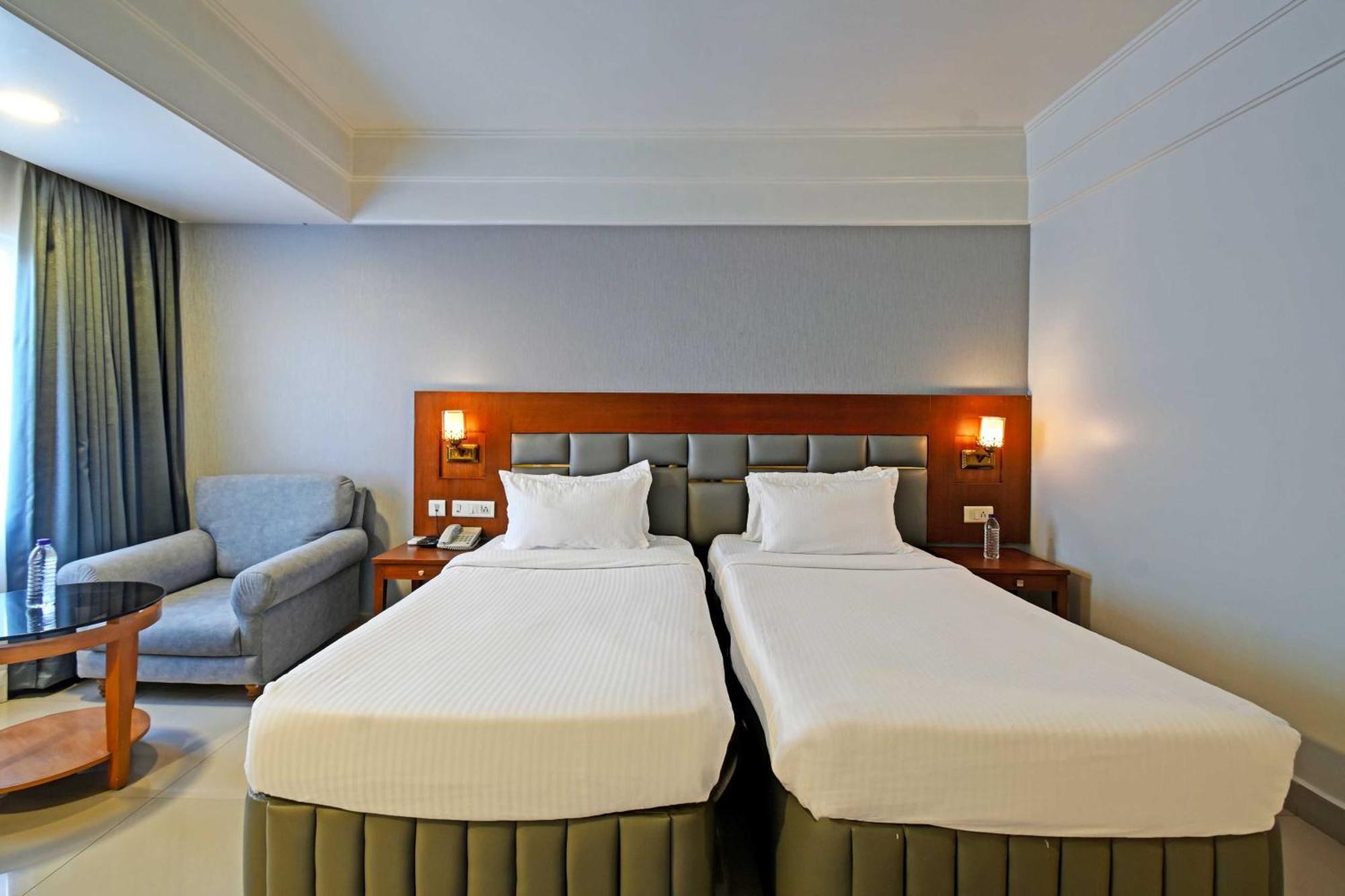 Palette Madhapur Hotel Hyderabad Luaran gambar