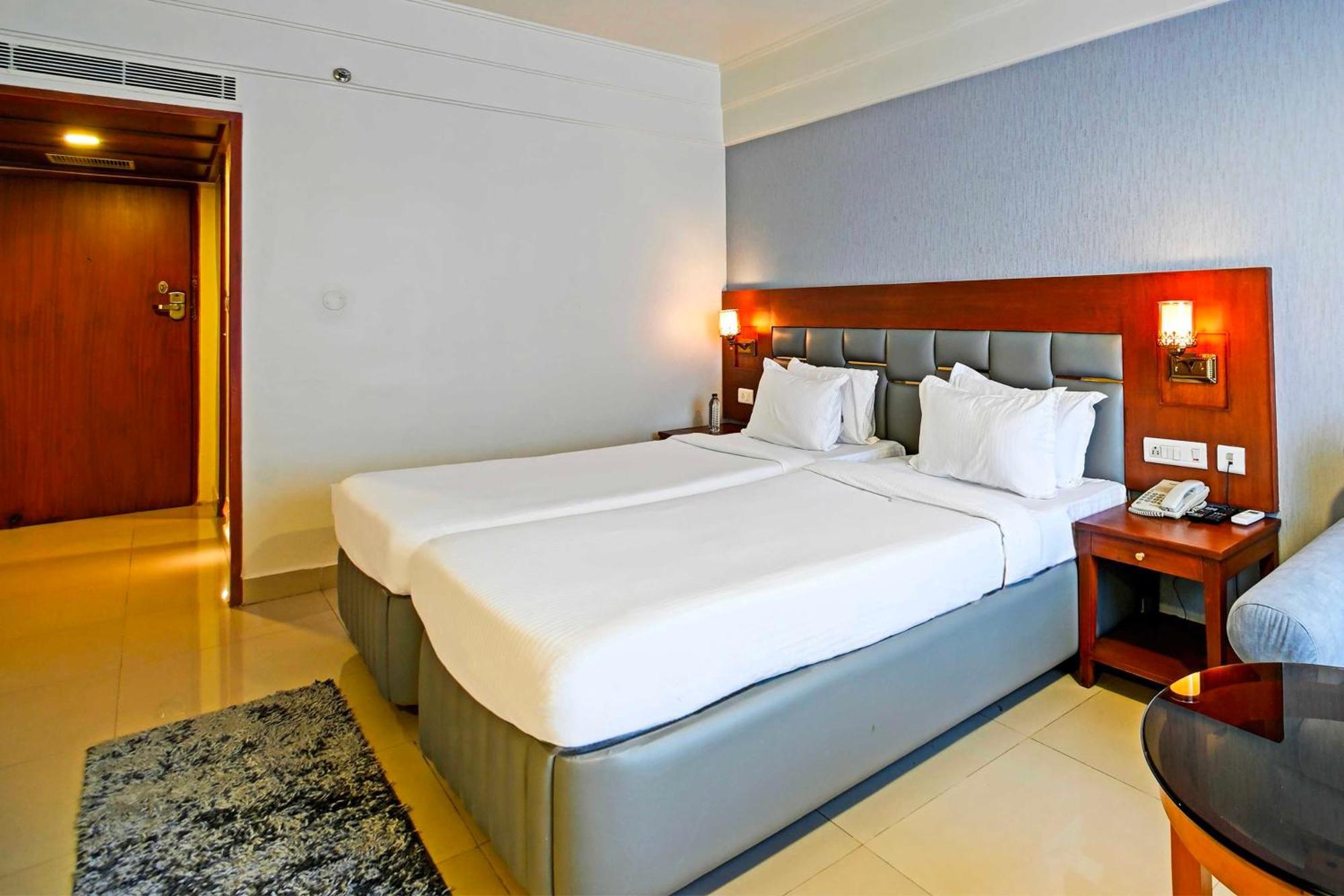 Palette Madhapur Hotel Hyderabad Luaran gambar