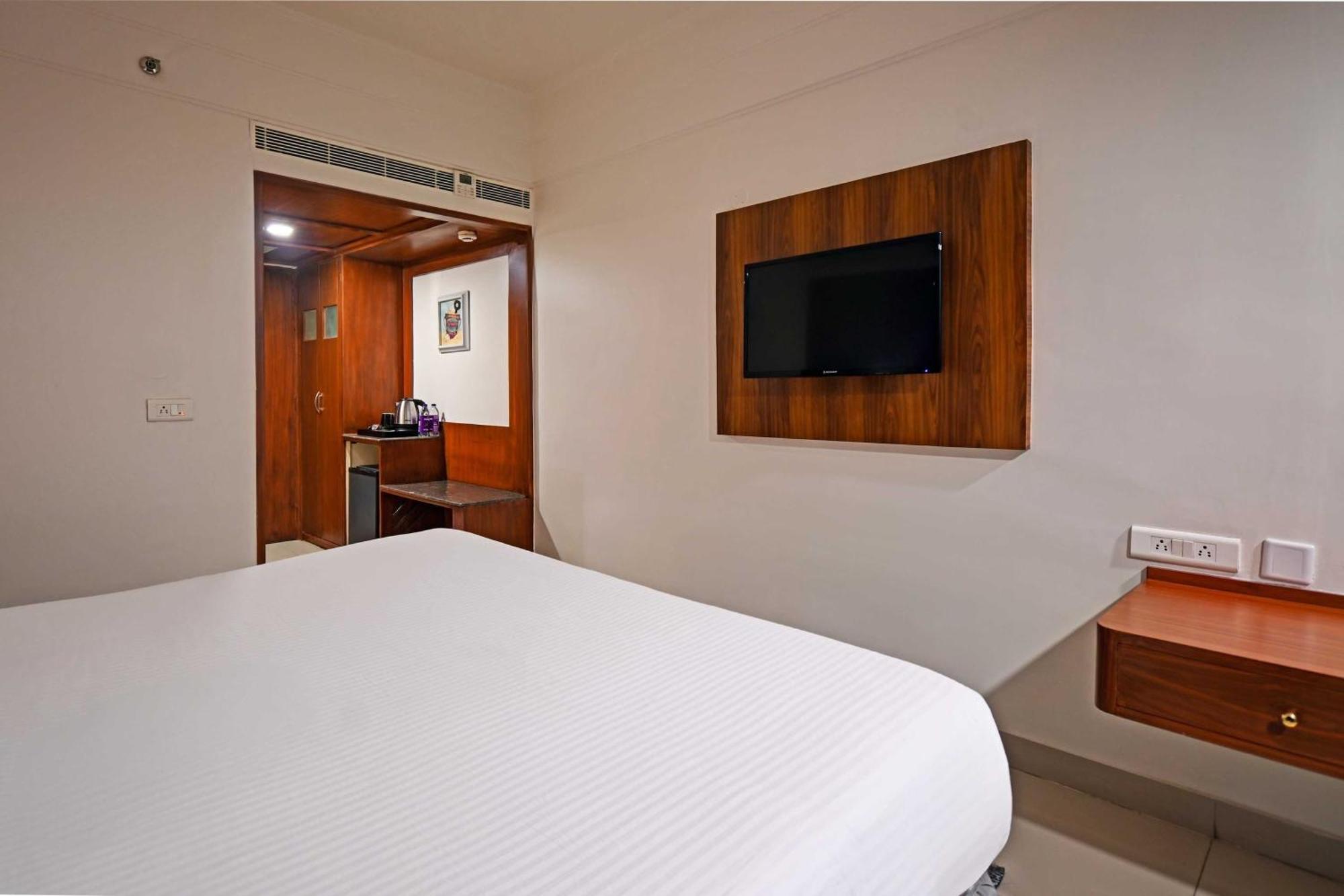Palette Madhapur Hotel Hyderabad Luaran gambar